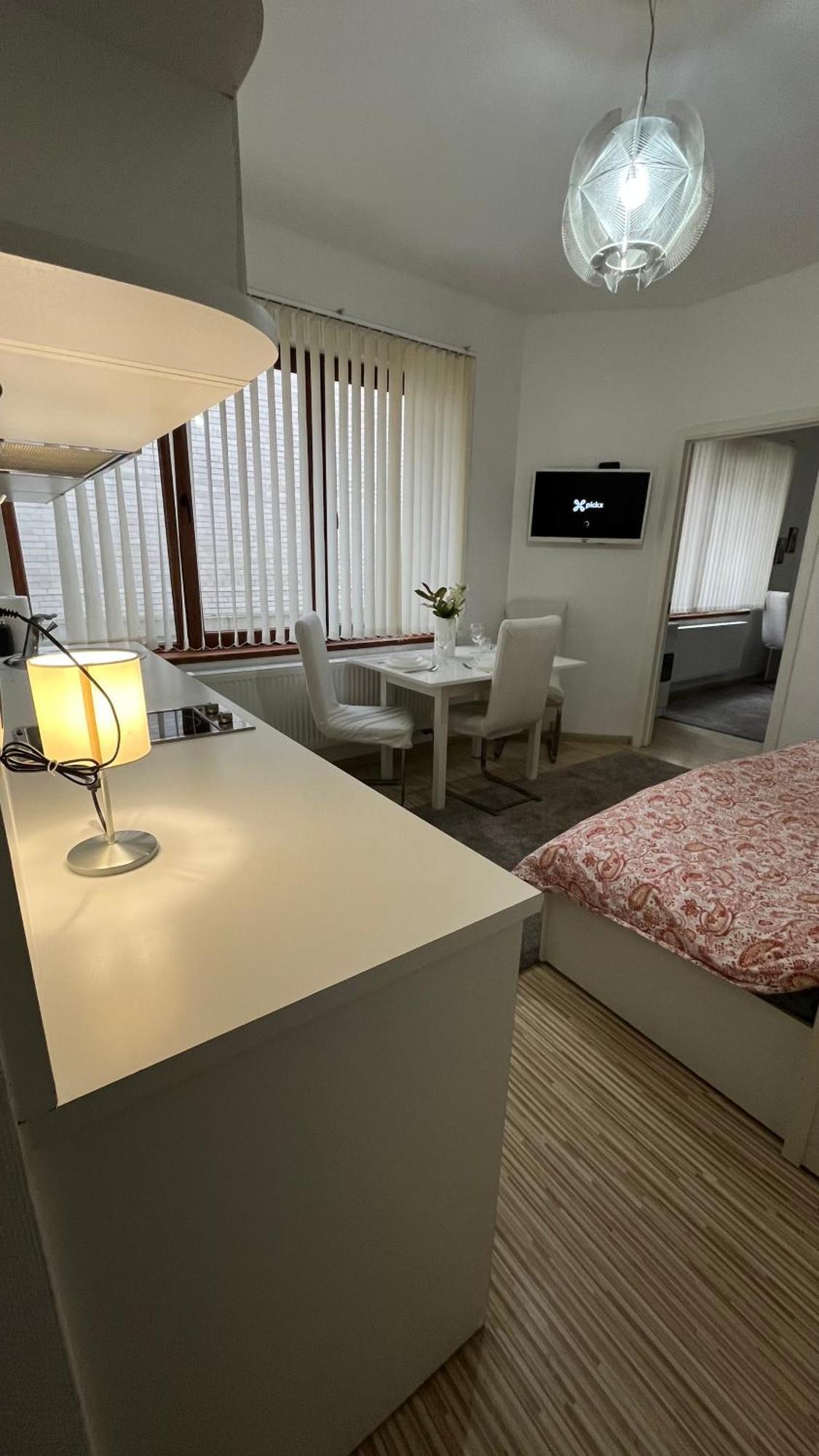 Two Bedroom Flat - Hyper Center Брюксел Екстериор снимка